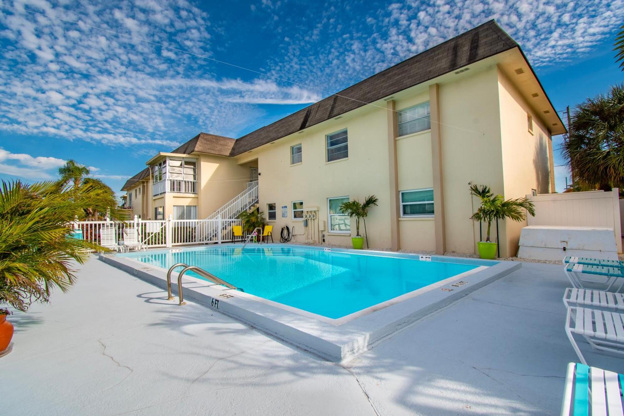 Ferienwohnung Funshine Pointe Capri St. Pete Beach Exterior foto